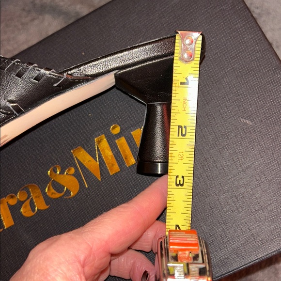 Elegant Black Tamara Sandal Heels - Picture 8 of 8